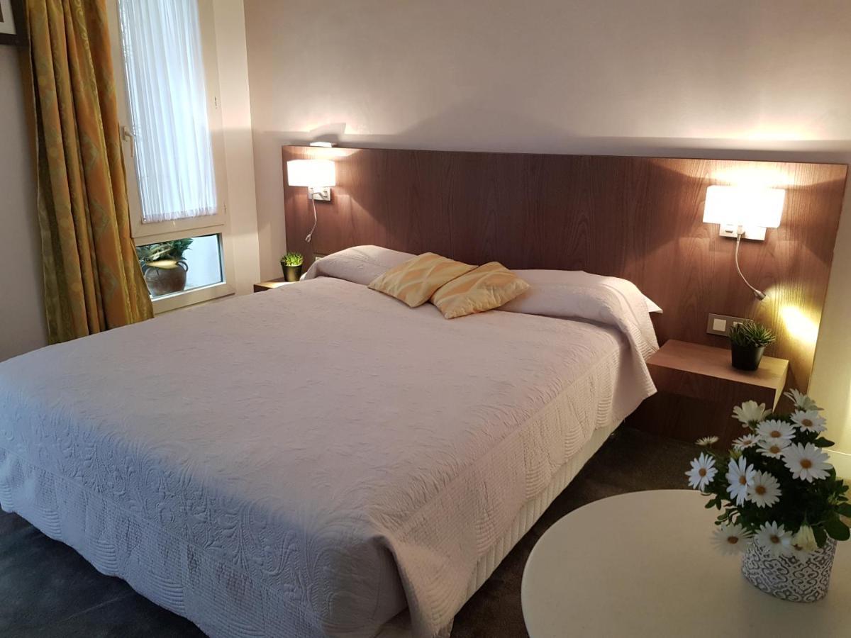 Alison Hotel París